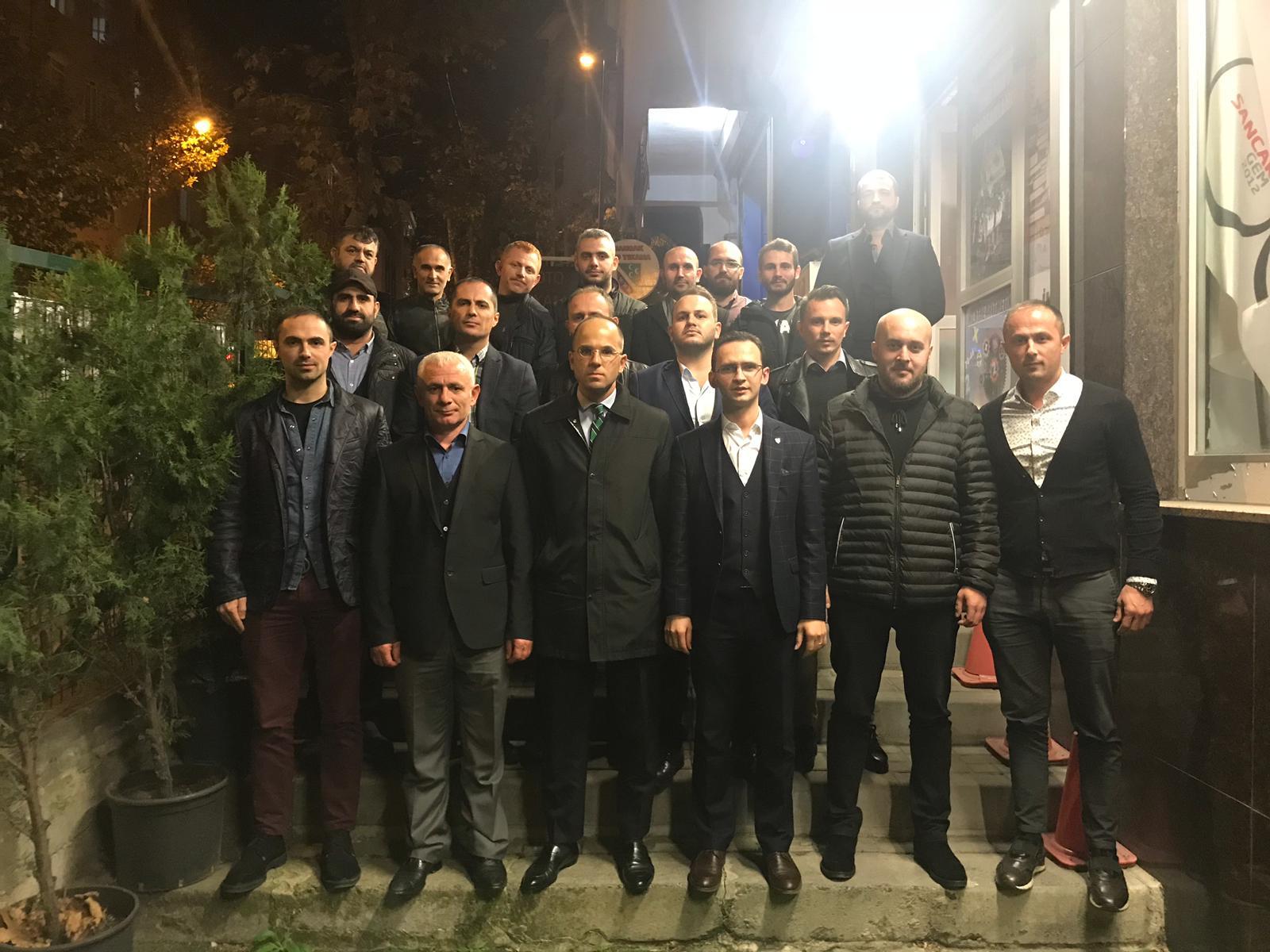 Platform üyelerimiz Faik Tunay ve Onur Avcı Bayrampaşa Sancak Eğitim Merkezi Derneğini ziyaret etti. 