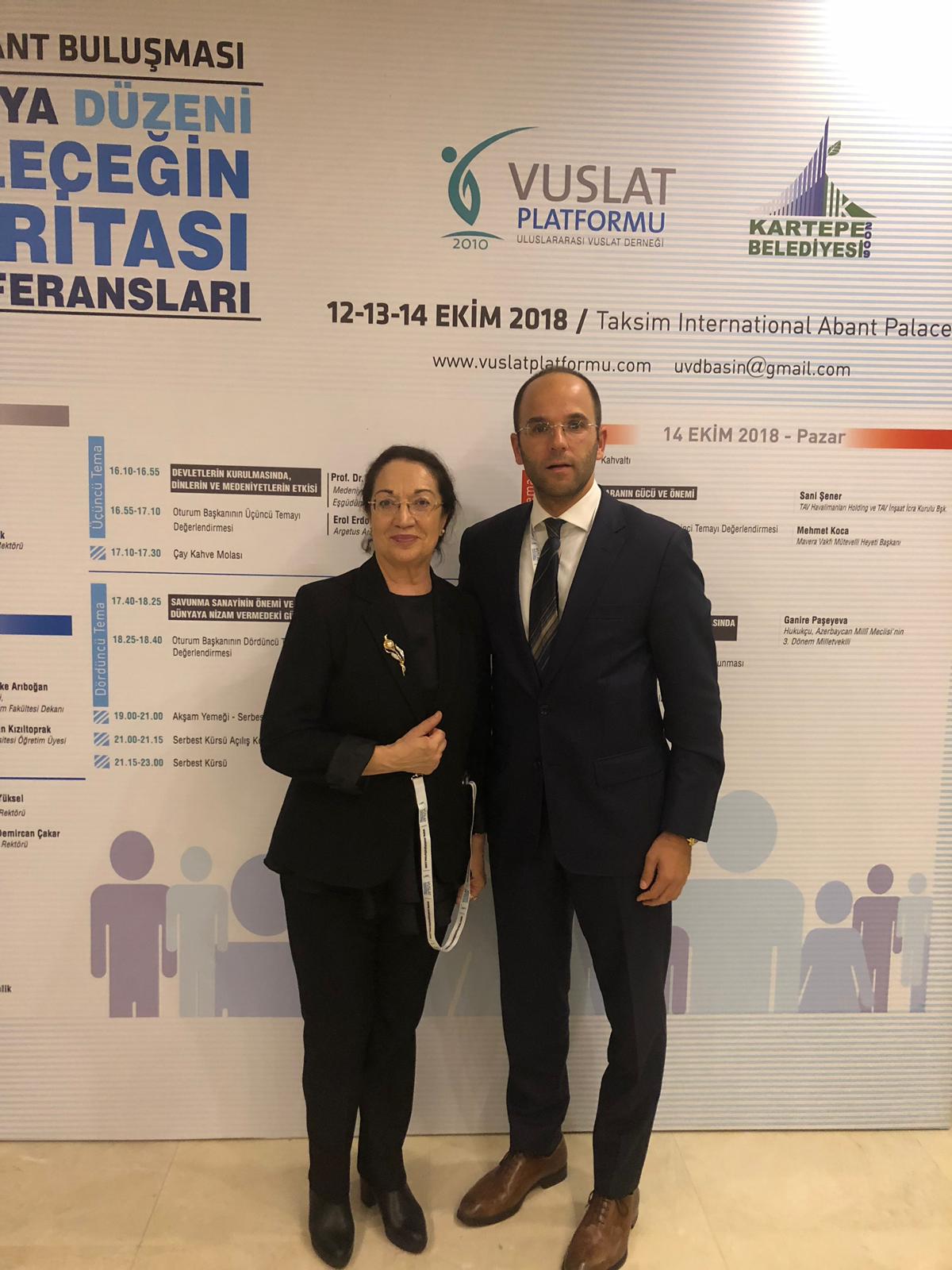 Platform üyelerimizden Faik Tunay 12-13-14 Ekim tarihlerinde Abant'ta düzenlenen Vuslat Platformu ,Abant Buluşması'na katildi