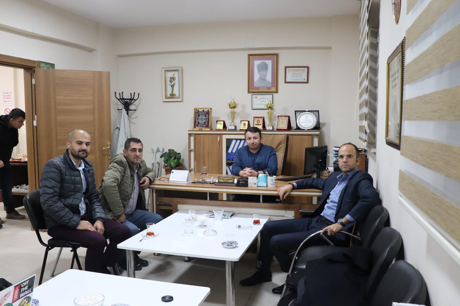 Platform üyemiz Faik Tunay Hakkari Engelliler Derneğini ziyaret etti.